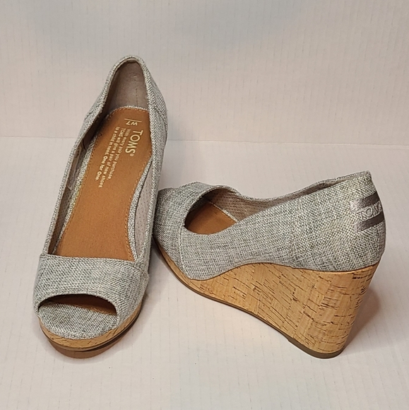 TOMS Stella's Grey Woven Cork Wedge Sandals  Peep Toes 7W - Picture 2 of 2